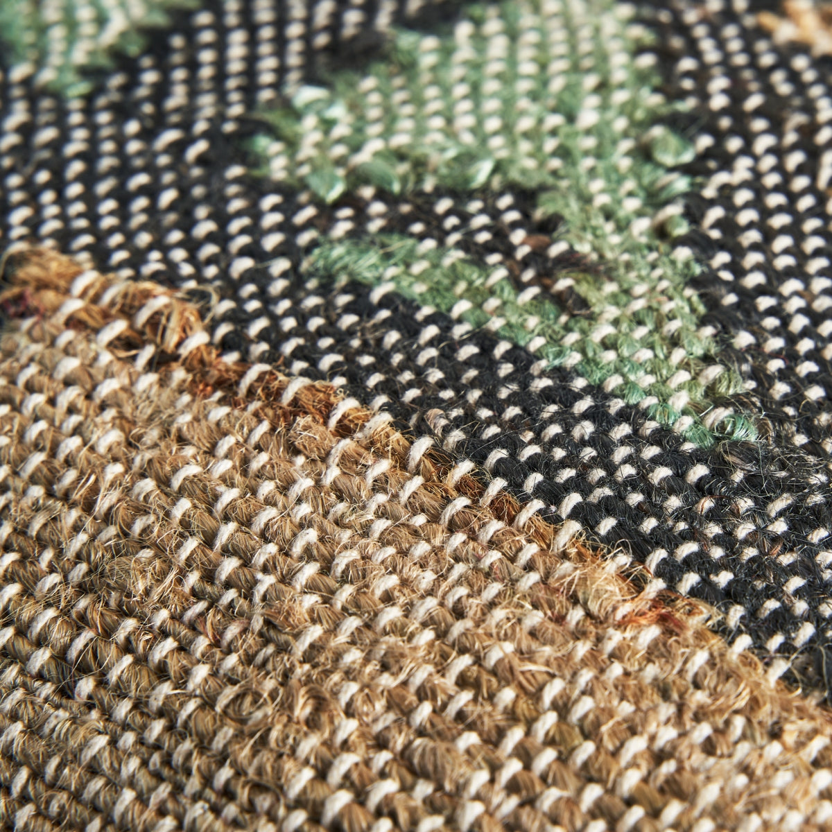 Almofada Keith - Castanho Kilim - 60 x 60 cm