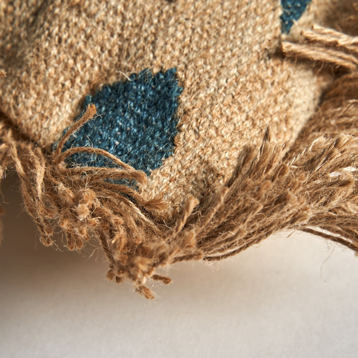 Almofada Keith - Castanho Kilim - 47 x 47 cm