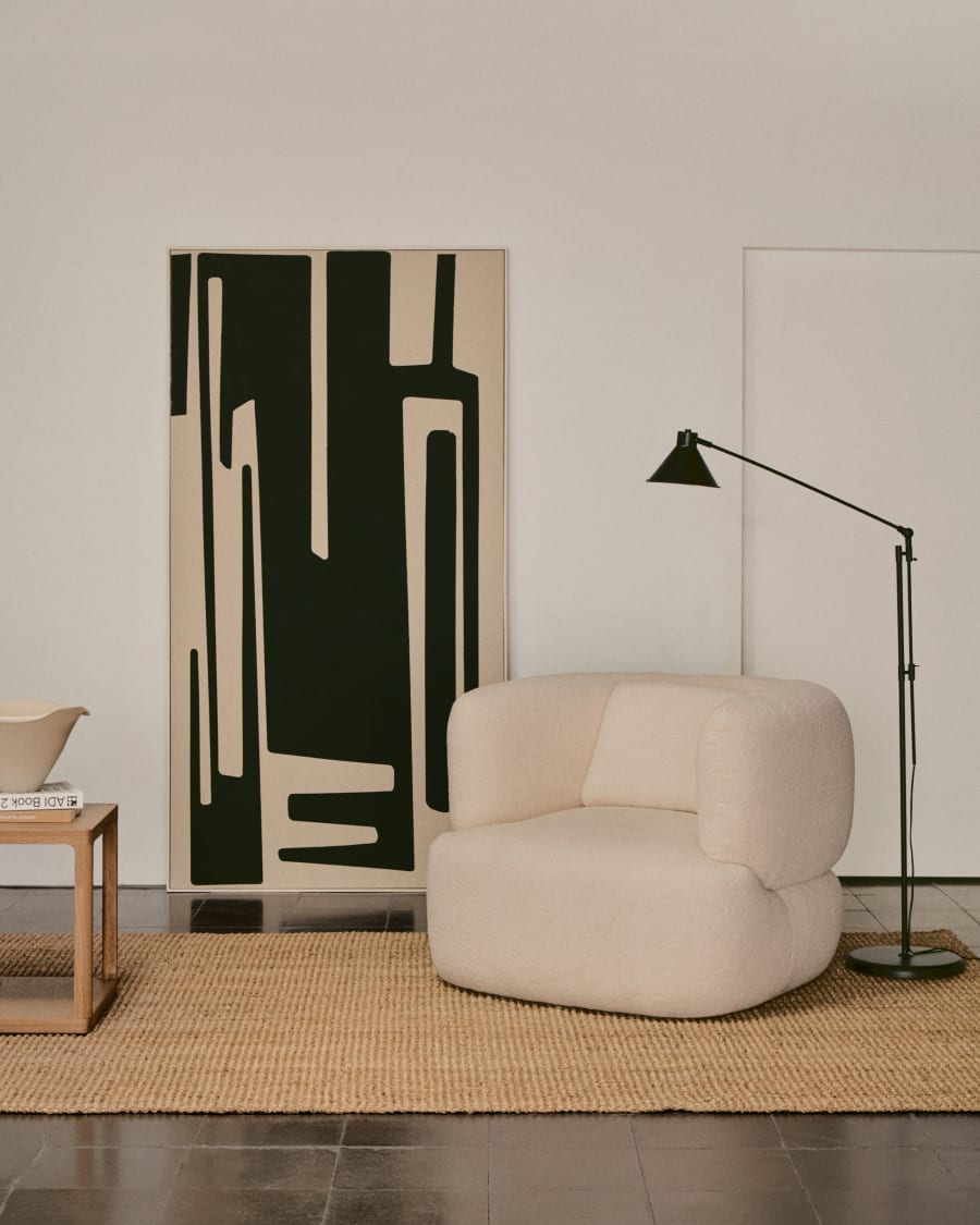 Candeeiro de pé Dione de aço com acabamento pintado preto