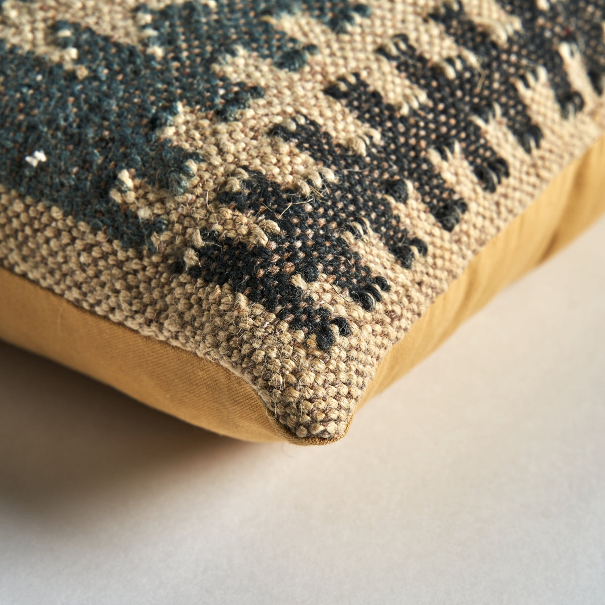 Almofada Keith - Azul Kilim - 45 x 45 cm